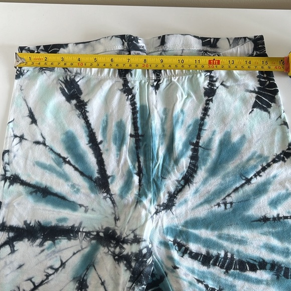 Garage Tie-Dye 5” Bike Shorts - Picture 3 of 5